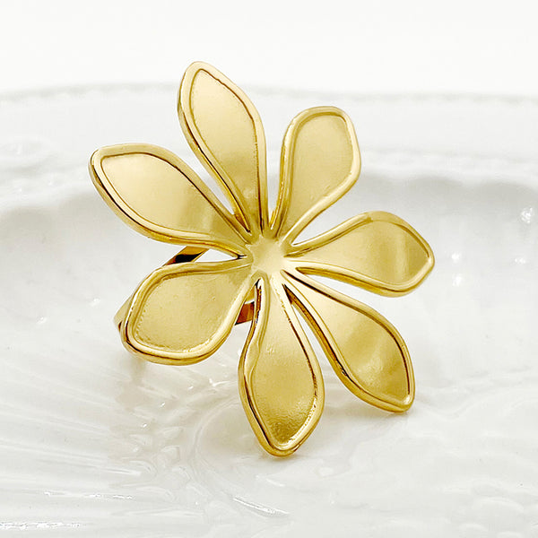 Wholesale Elegant Sweet Flower Stainless Steel Open Rings Gold Plated