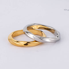 Wholesale Jewelry Elegant Geometric 316 Stainless Steel 18K Gold Plated Shiny Metallic Polishing Rings - ChicMeto