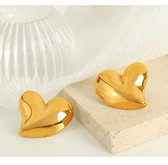 wholesale Elegant Exaggerated Commute Heart Shape Polishing 304 Stainless Steel 18K Gold Plated Ear Studs - ChicMeto