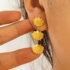 Wholesale 1 Pair Elegant Vacation Sector Shell Polishing 304 Stainless Steel 18K Gold Plated Drop Earrings - ChicMeto