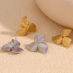 wholesale Simple Classic Style Flower Plating 304 Stainless Steel Ear Studs - ChicMeto