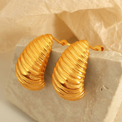 Wholesale 1 Pair IG Style Basic Classic Croissant Polishing Plating Pleated 304 Stainless Steel 18K Gold Plated Ear Studs - ChicMeto