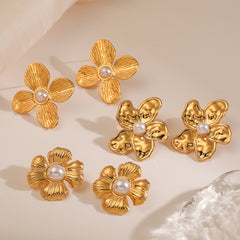 wholesale Retro Exaggerated Flower Inlay 304 Stainless Steel Pearl Ear Studs - ChicMeto