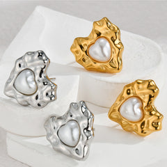 Wholesale 1 Pair Simple Style Heart Shape Inlay 304 Stainless Steel Pearl Ear Studs - ChicMeto