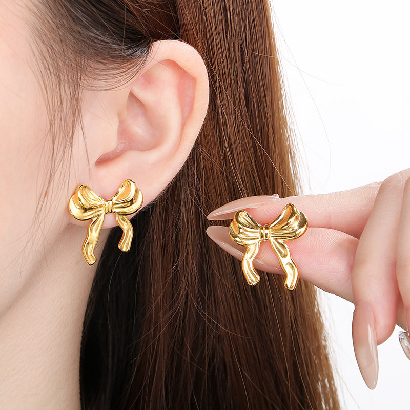 Wholesale 1 Pair Vintage Style Bow Knot Plating 304 Stainless Steel 18K Gold Plated Ear Studs - ChicMeto