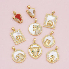 Wholesale 1 Piece Copper Zircon 18K Gold Plated Animal Pendant - ChicMeto