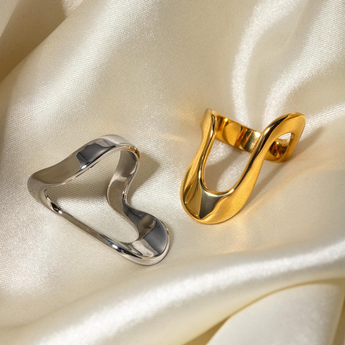 Wholesale 304 Stainless Steel 18K Gold Plated IG Style Simple Style Irregular Solid Color Titanium Steel Rings - ChicMeto