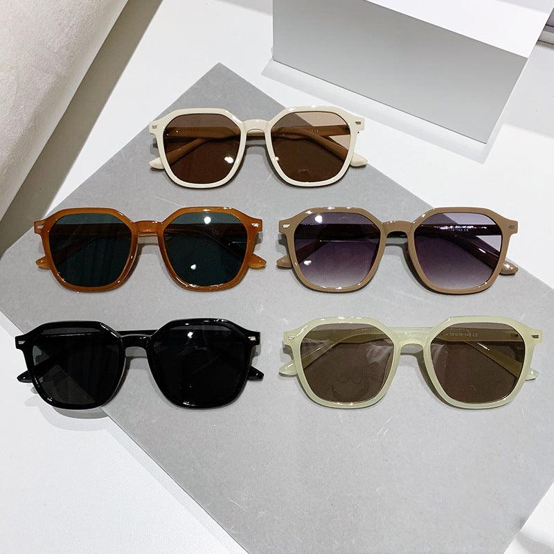 Wholesale Classic Style Solid Color PC Square Full Frame Women Sunglasses - ChicMeto