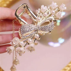 Wholesale Elegant Fashion Tassel Butterfly Alloy Artificial Gemstones Pearls Hair Clip - ChicMeto