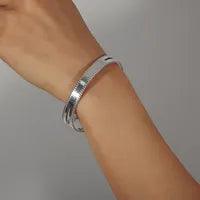 Wholesale Elegant Simple Geometric Titanium Steel Bangle 18K Gold Plated - ChicMeto