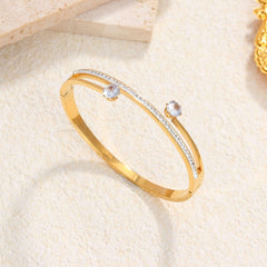 Wholesale Elegant Simple Style Geometric Titanium Steel Plating Rhinestones Inlay 18K Gold Plated Bangle - ChicMeto