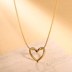 Wholesale Elegant Simple Style Heart Shape Stainless Steel Hollow Out 18K Gold Plated Pendant Necklace - ChicMeto