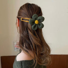 Wholesale Fashion Flower Plush Hair Clip 1 Piece - ChicMeto