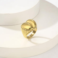 Wholesale Hip-Hop Retro Commute Heart Shape Rings Titanium Steel Gold Plated - ChicMeto