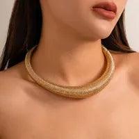 Wholesale Hip-hop Retro Solid Color Metal Women's Choker - ChicMeto