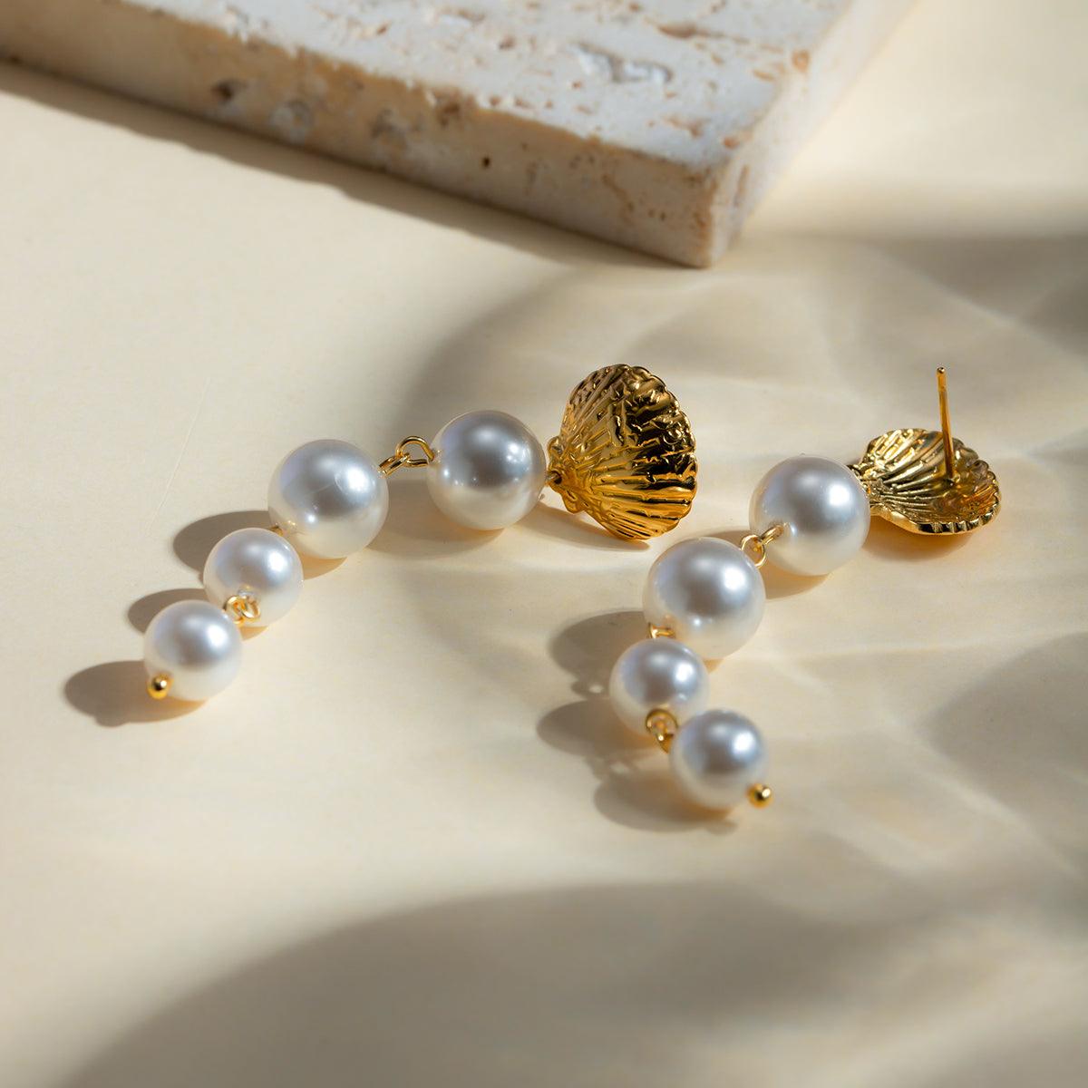 Wholesale IG Style Beach Shell Pearl 304 Stainless Steel 18K Gold Plated Drop Earrings for Trendy Women - ChicMeto