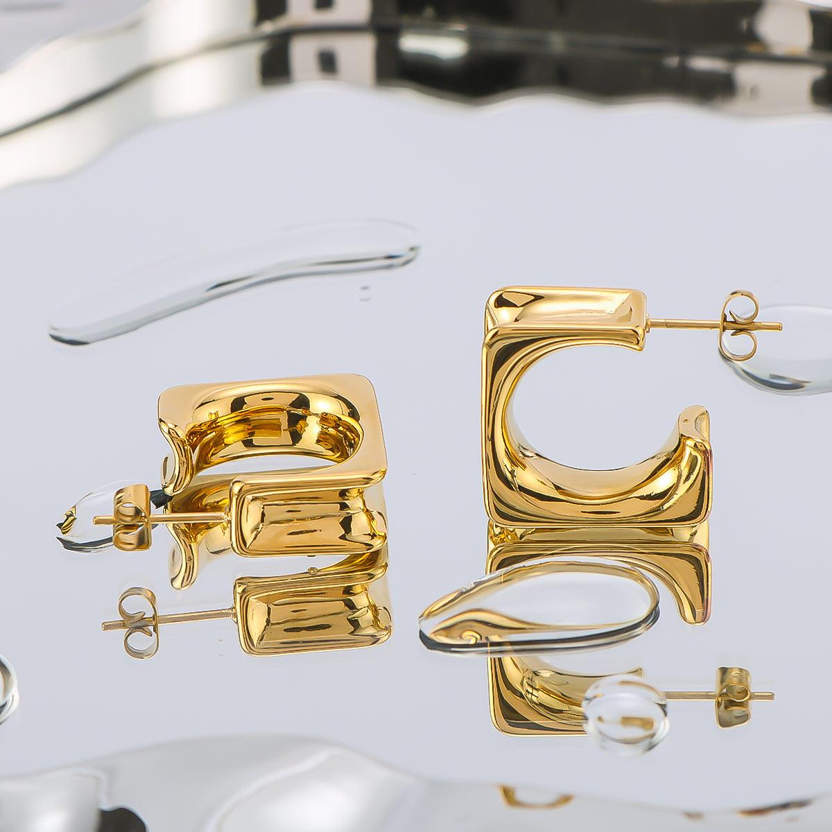 Wholesale IG Style Vintage Simple Three-dimensional 316 Stainless Steel 18K Gold Plated Ear Studs Pair - ChicMeto