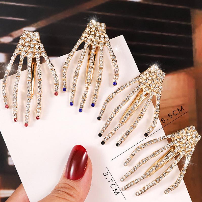 Wholesale Retro Skull Alloy Artificial Rhinestones Hair Clip - ChicMeto