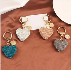 Wholesale Retro Streetwear Heart Shape Alloy Women's Bag Pendant Keychain - ChicMeto