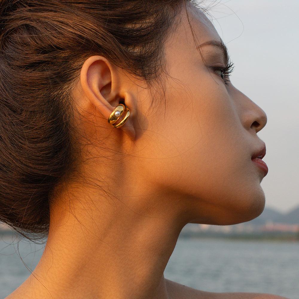 Wholesale Simple Classic Solid Color Plating 316 Stainless Steel Gold Plated Ear Studs for Women - ChicMeto