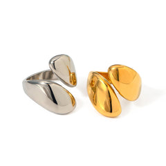 Wholesale Simple Style Commute Asymmetrical Rings Stainless Steel with 18k Gold Plating - ChicMeto