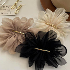 Wholesale Simple Style Commute Flower Silk Yarn Hair Clip - ChicMeto