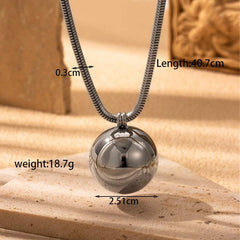 Wholesale Simple Style Round Stainless Steel Plating 18K Gold Plated Pendant Necklace - ChicMeto