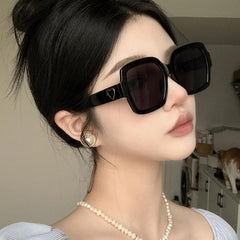 Wholesale Simple Style Solid Color AC Square Full Frame Women's Sunglasses - ChicMeto