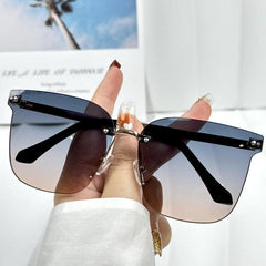 Wholesale Simple Style Solid Color PC Square Frameless Women's Sunglasses - ChicMeto