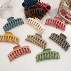 Wholesale Simple Style Solid Color Plastic Resin Spray Paint Hair Clip 1 Piece - ChicMeto