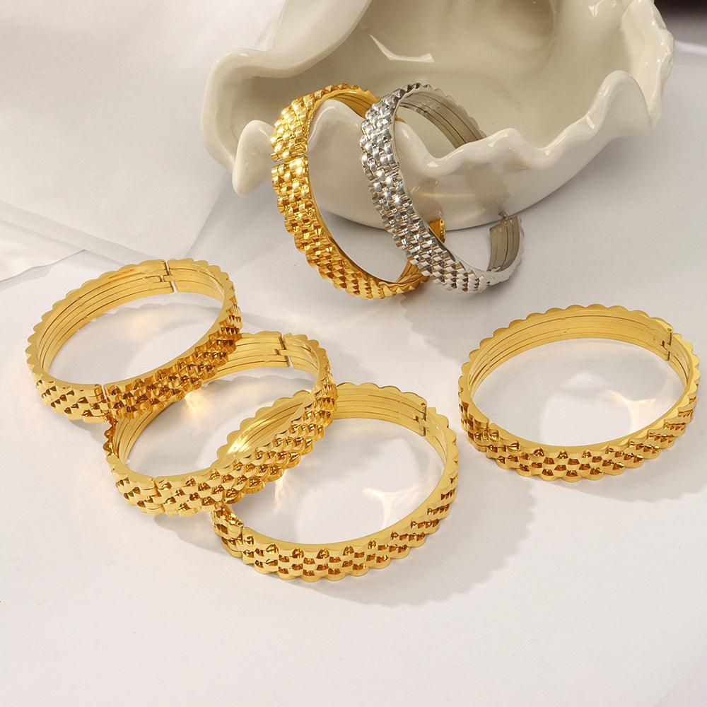 Wholesale Titanium Steel 18K Gold Plated Casual Simple Style Geometric Layered Plating Bangle - ChicMeto