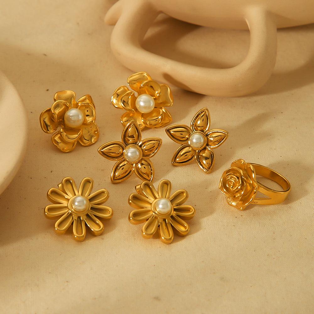 Wholesale Vintage French Style Flower Polishing Plating Inlay 304 Stainless Steel Artificial Pearls 18K Gold Plated Ear Studs - ChicMeto