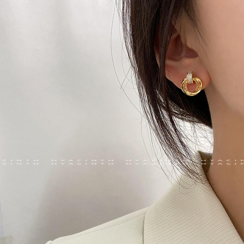 Wholesale Vintage Simple Geometric Round Inlay Copper Zircon 18K Gold Plated Ear Studs Pair - ChicMeto