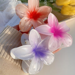 Wholesale Women's Sweet Flower Plastic Resin Hair Clip - ChicMeto